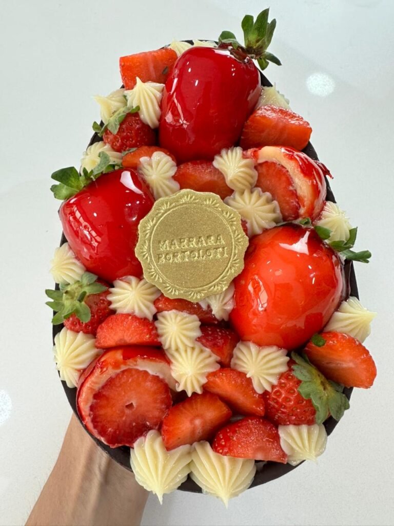 ovo de colher de morango